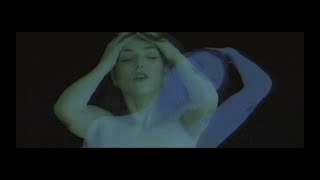 Смотреть клип Alok & Kshmr With Mkla - Let Me Go (Official Music Video)