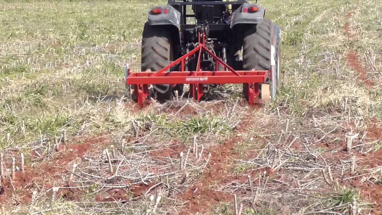 AFOFADOR DE MANDIOCA PARA 4 LINHAS - ARADOS TUPÃ