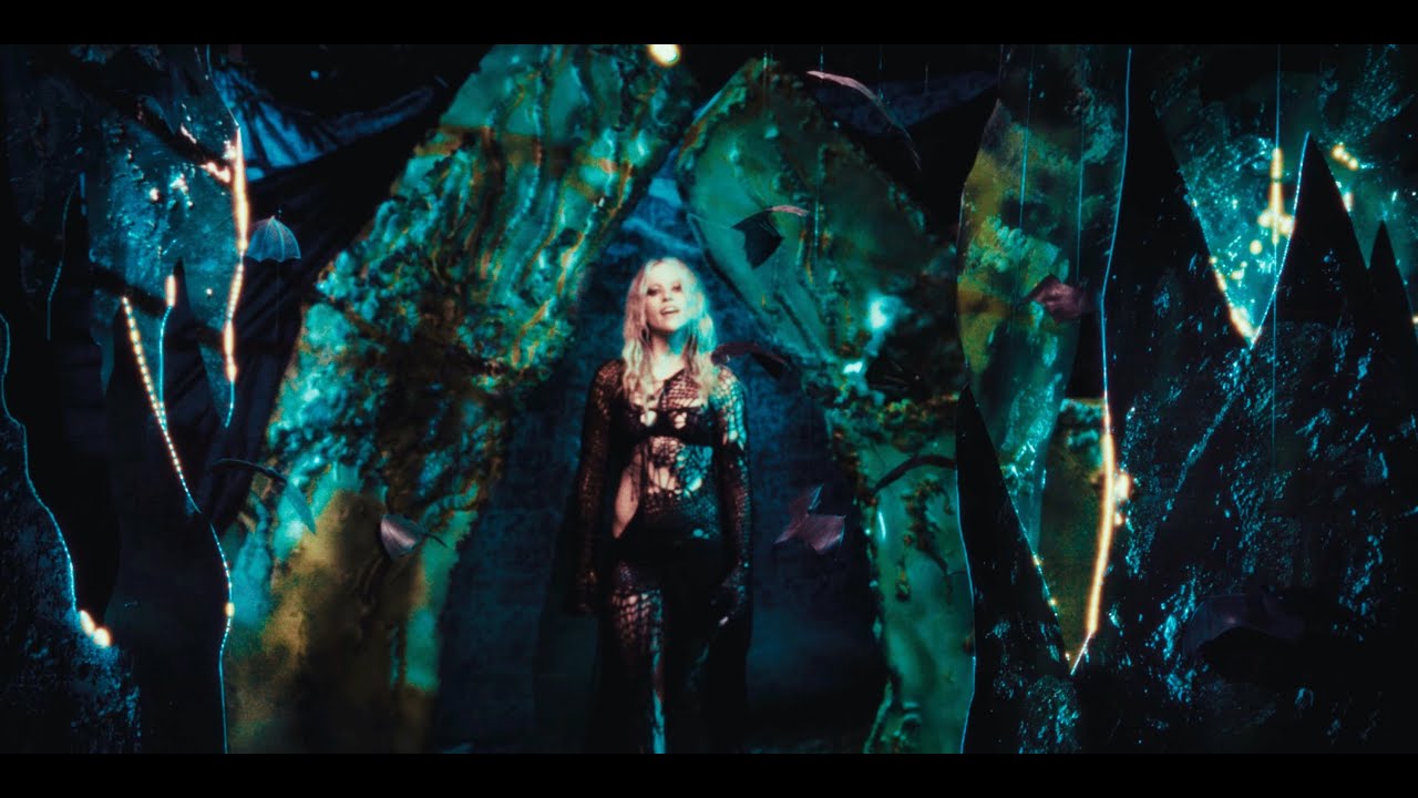 在 YouTube 上观看 annie hamilton ~ on your mind ・゚: * ✧・゚: * (official video) 在 YouTube 上观看 annie hamilton ~ on your mind ・゚: * ✧・゚: * (official video)