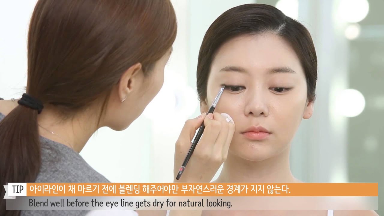 Tips to create depth with eye line-깊이 있는 눈매를 위한 아이라인 그리기