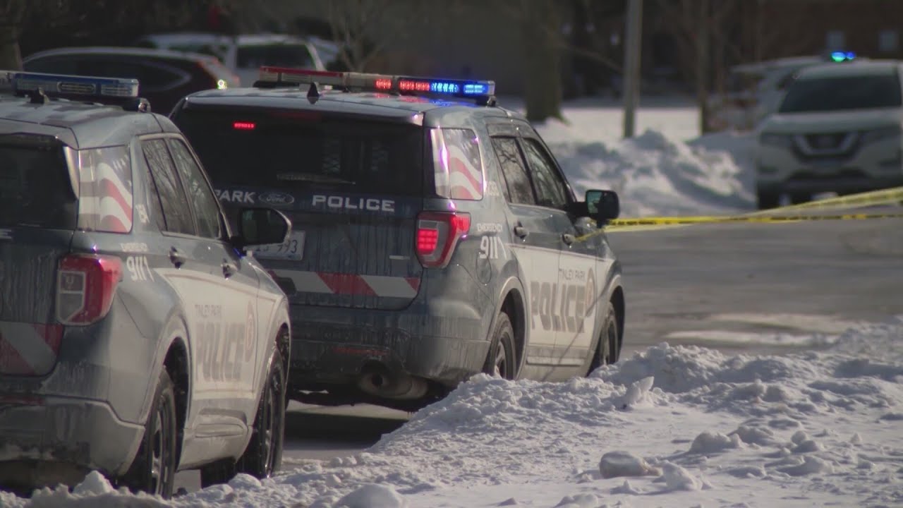 Man killed wife, 3 daughters in Tinley Park 'massacre', authorities say