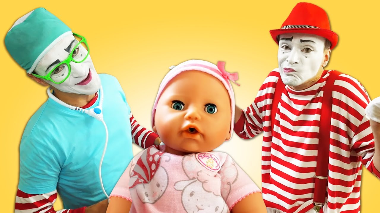 Hassun pellen uudet seikkailut. Baby Born -nukkea vahtimassa. Lasten lelut ja nuket.