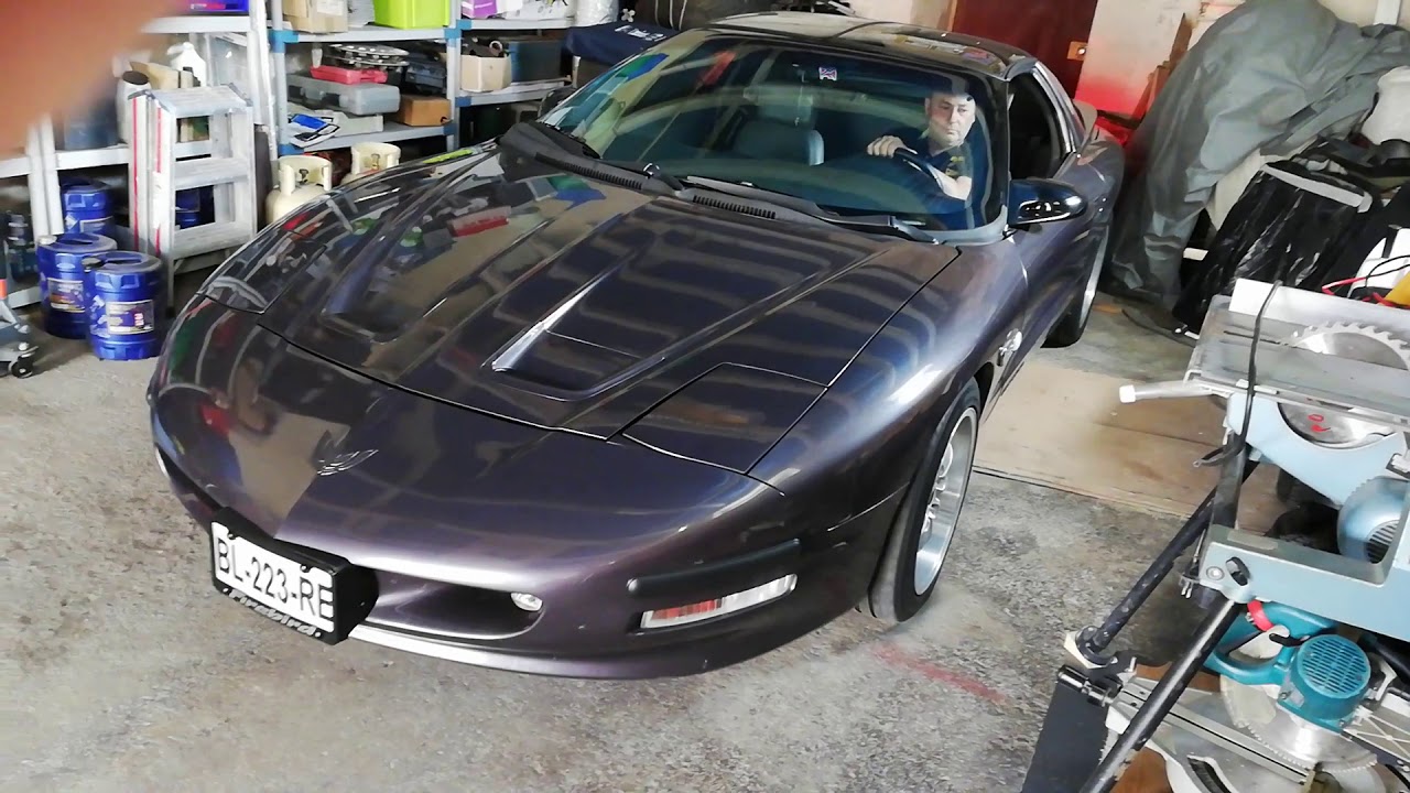 Pontiac firebird 3