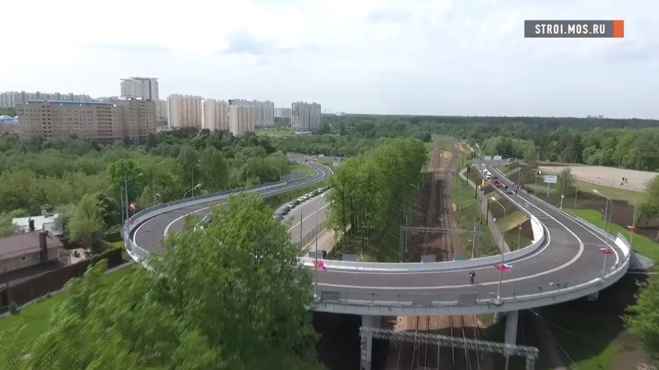 Эстакада в форме подковы открыта у ж/д платформы Переделкино - YouTube