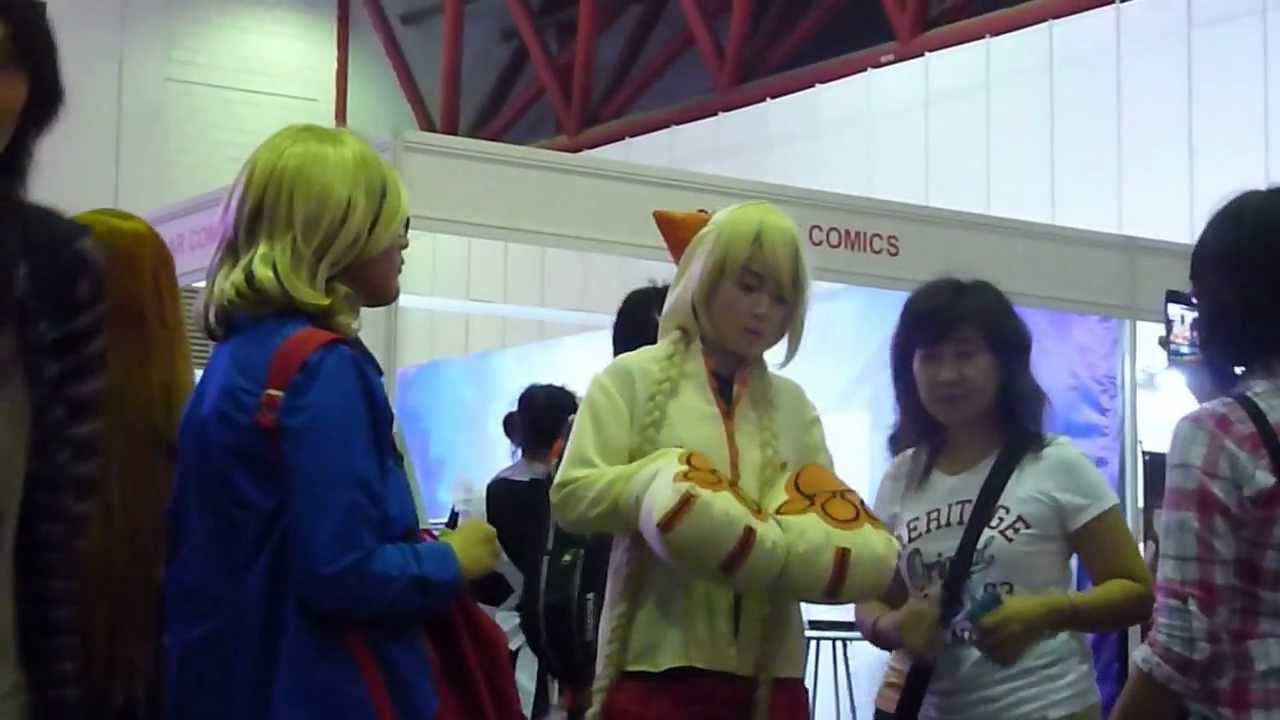 AFA Indonesia 2012: BlazBlue's Taokaka Cosplayer (Inside Exhibition)
