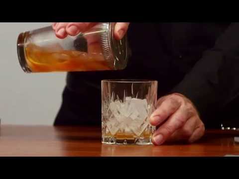 Old Fashioned : la recette du plus vieux cocktail du monde en vidéo