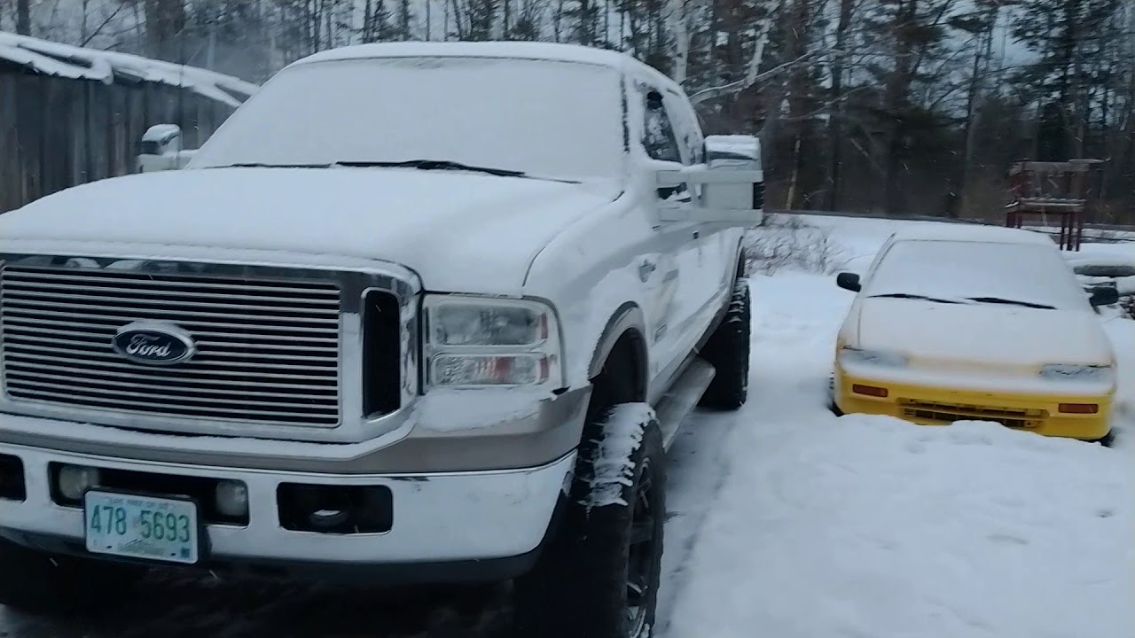 600hp 6.0 Powerstroke Cold Start!