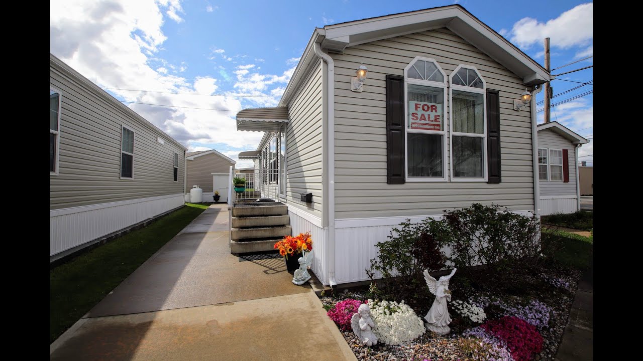 SOLD (G6) 2 Bedroom 1 Bath 784 SqFt Manufactured Home 90,000 Carteret