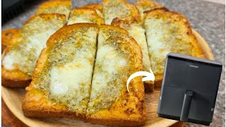 Air fryer Magic : Pesto Garlic Toast in Minutes! / Leney Kitchen / Air fryer Toast Bread