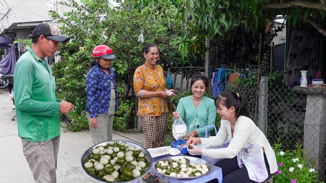 Nhà Có Mít Chín Mấy Mẹ Con Làm Bánh Ít Trần Lá Dứa Thơm Ngon bán cho Bà Con | HQ #1599