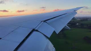 Air New Zealand Boeing 777-300Er Landing In Auckland