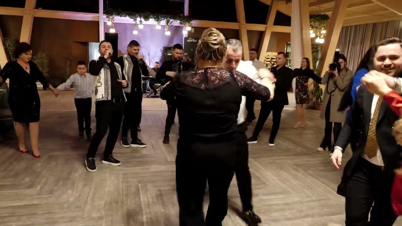 Musicalband Slatina- Botez Antonia Maria -Joc si voie buna !