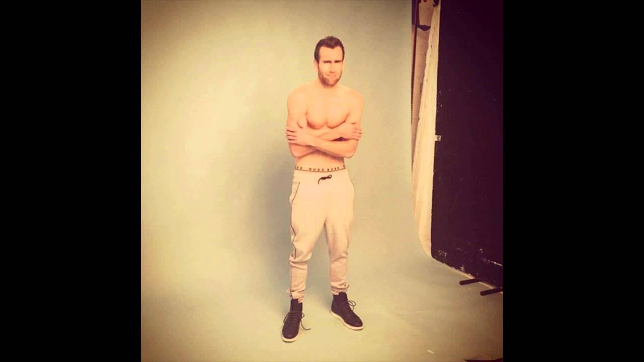 Harry Potter S Matthew Lewis Shows Off Hot Shirtless Body Againsee A