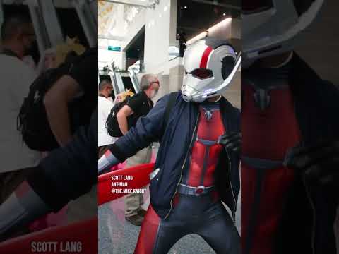 Cosplaying Ant-Man's Scott