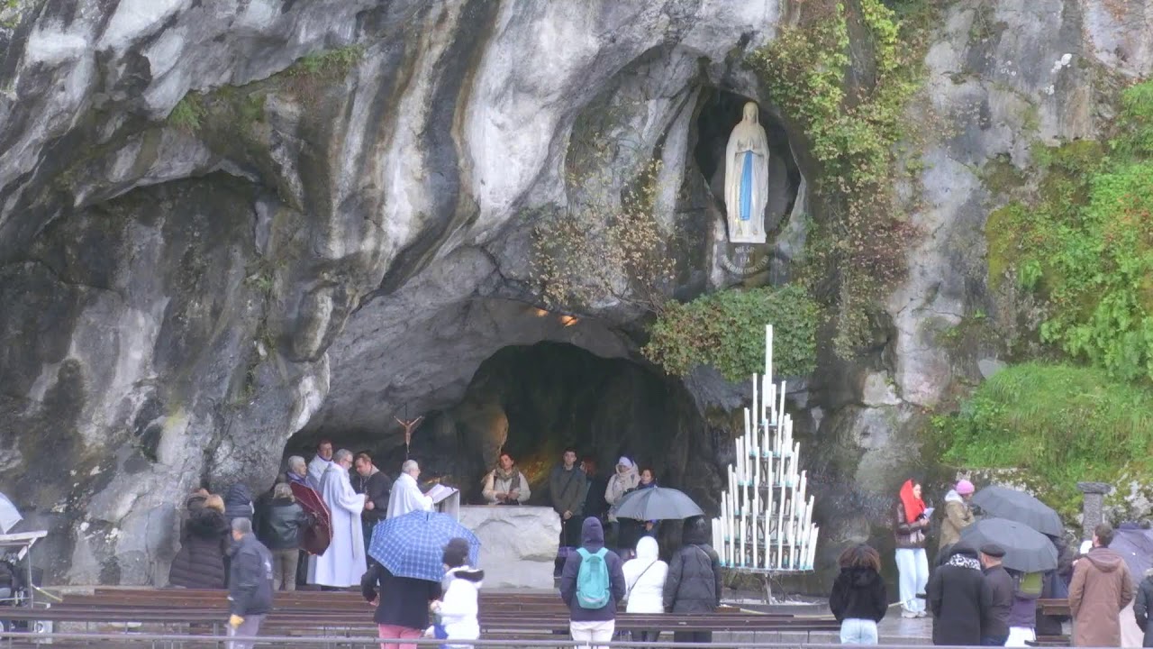 Różaniec w Grocie Lourdes January 17, 2026