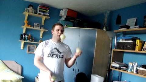 Max MSP / Jitter Juggling Tracker - First Test