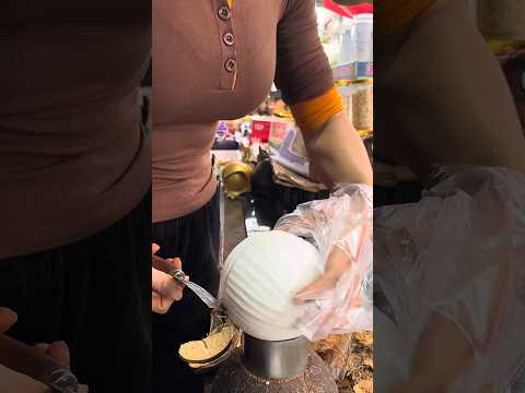 Super coconut peeling technique #fruit #satisfying
