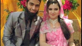 Bangladesh Cricket Team With Wife