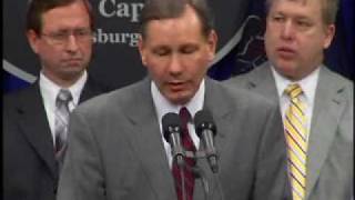 Senator Eichelberger introduces SB 1313