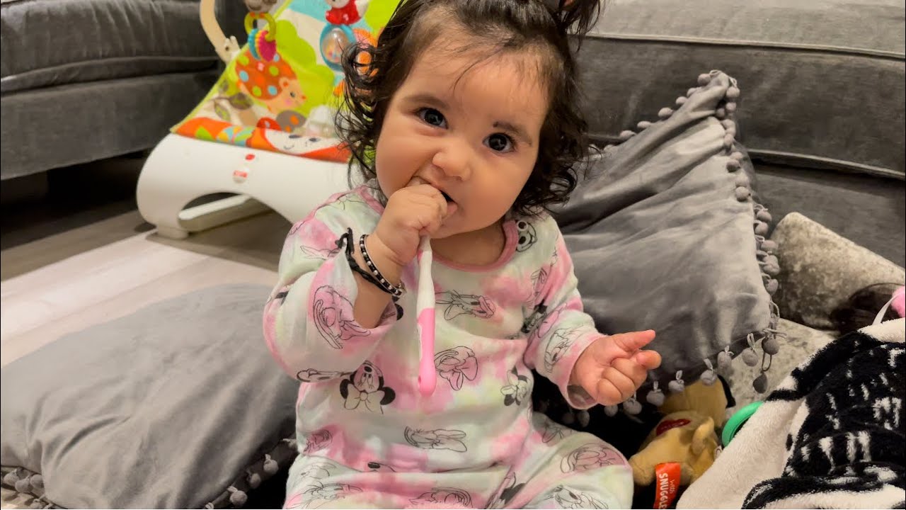 bella-baby-start-brushing-teeth-mm-vlogs-youtube