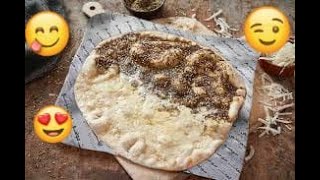 طريقة عمل منقوشة الزعتر مع جبنة  وصفة منقوشة الزعتر مع جبنة سهلة وسريعة‍️ منقوشة لبنانية