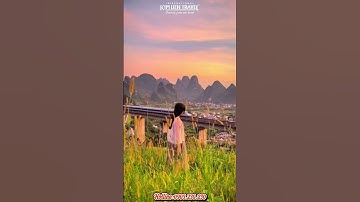 🚄✨ Trên chuyến tàu cao tốc đến Quế Lâm, mỗi khung cửa sổ như mở ra một bức tranh sơn thủy sống động.