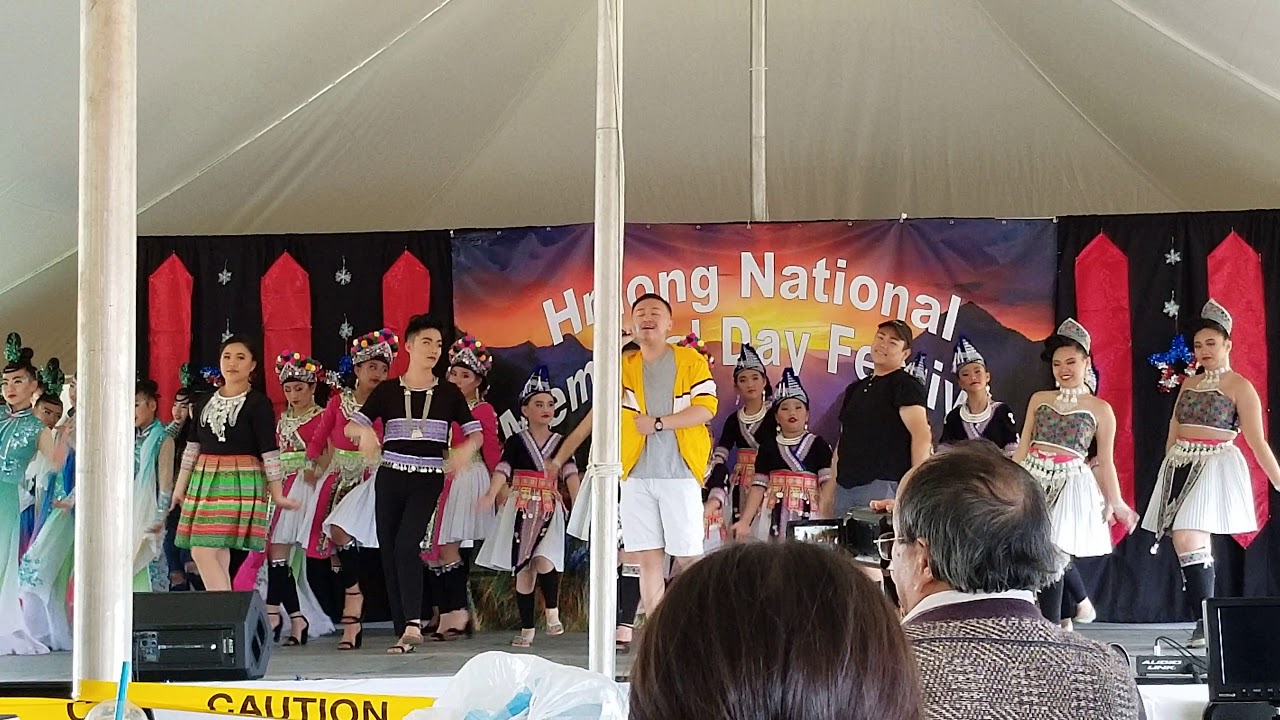 Hmong Oshkosh tournament Dance for fun ( Ntuj es me leej ntxhais ) May