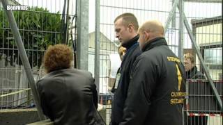 Leo Sayer BREAKS FROM THE HOUSE !!!