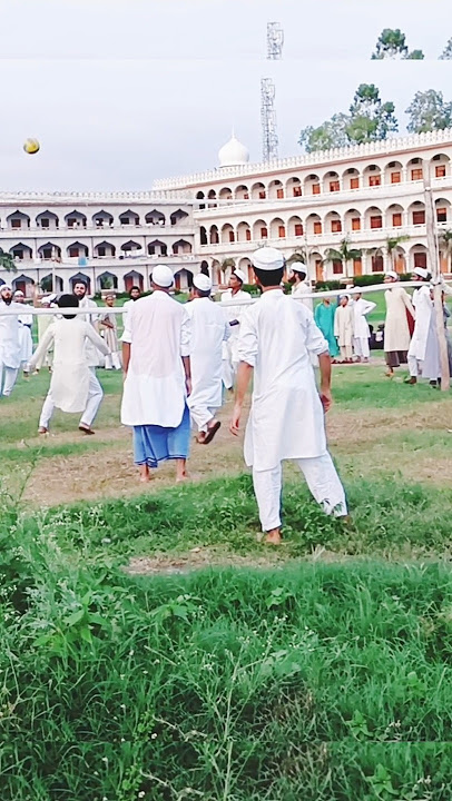 madrasa me gujare din ke lamha yad aata hai#naat#short#video 🌙