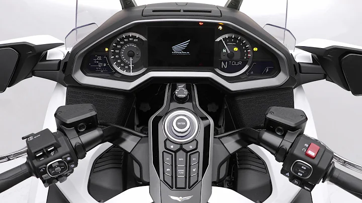 Gold Wing Owner Video - Using the Smart Key System