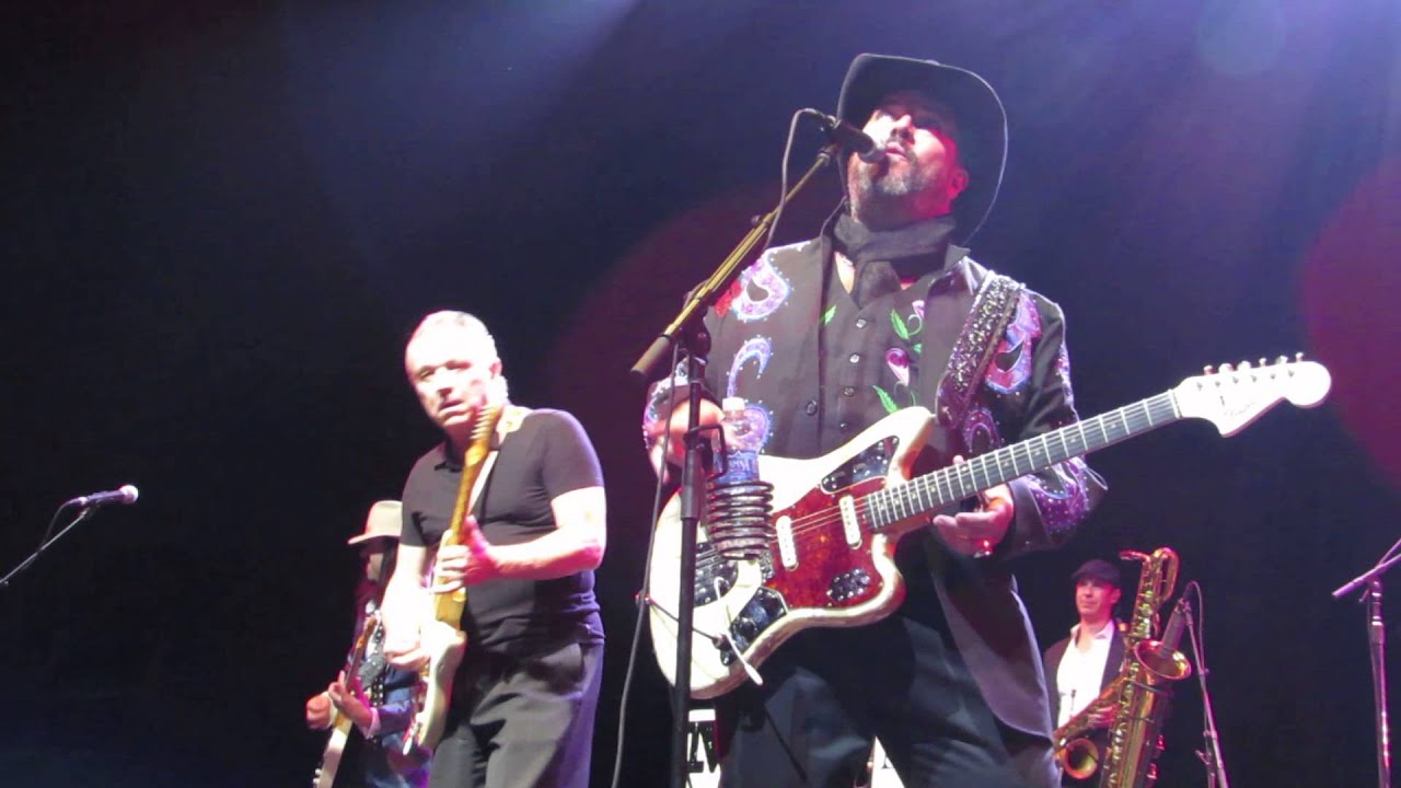 The Mavericks w Jimmie Vaughan - Rock Me