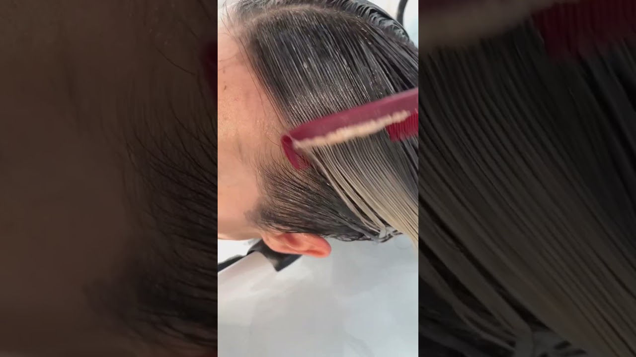 𝗕𝗹𝗼𝗻𝗱𝗲 𝗩𝗼𝘆𝗮𝗴𝗲 𝗖𝗹𝗮𝘆 𝗟𝗶𝗴𝗵𝘁𝗲𝗻𝗲𝗿 / Moroccanoil Color