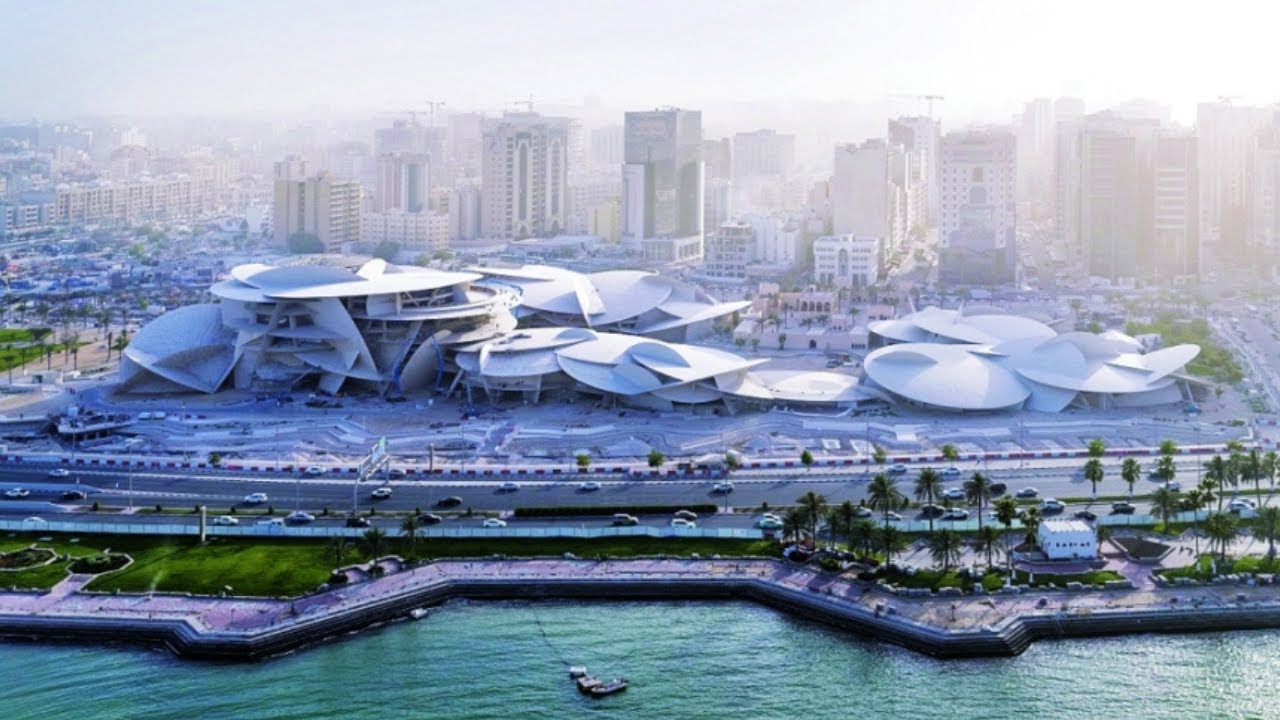 عجائب الكون داخل متحف قطر الوطني | Qatar's Cultural Gem: Exploring the National Museum