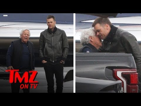 Tom Brady Gives A Warm Hug To Robert Kraft Amidst Allegations | TMZ TV