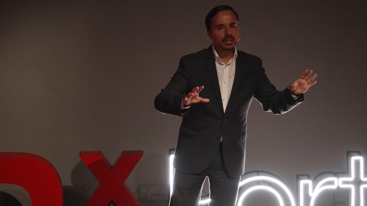 Sabemos. Então porque não mudamos? | Carlos Ribeiro | TEDxPortoSalon