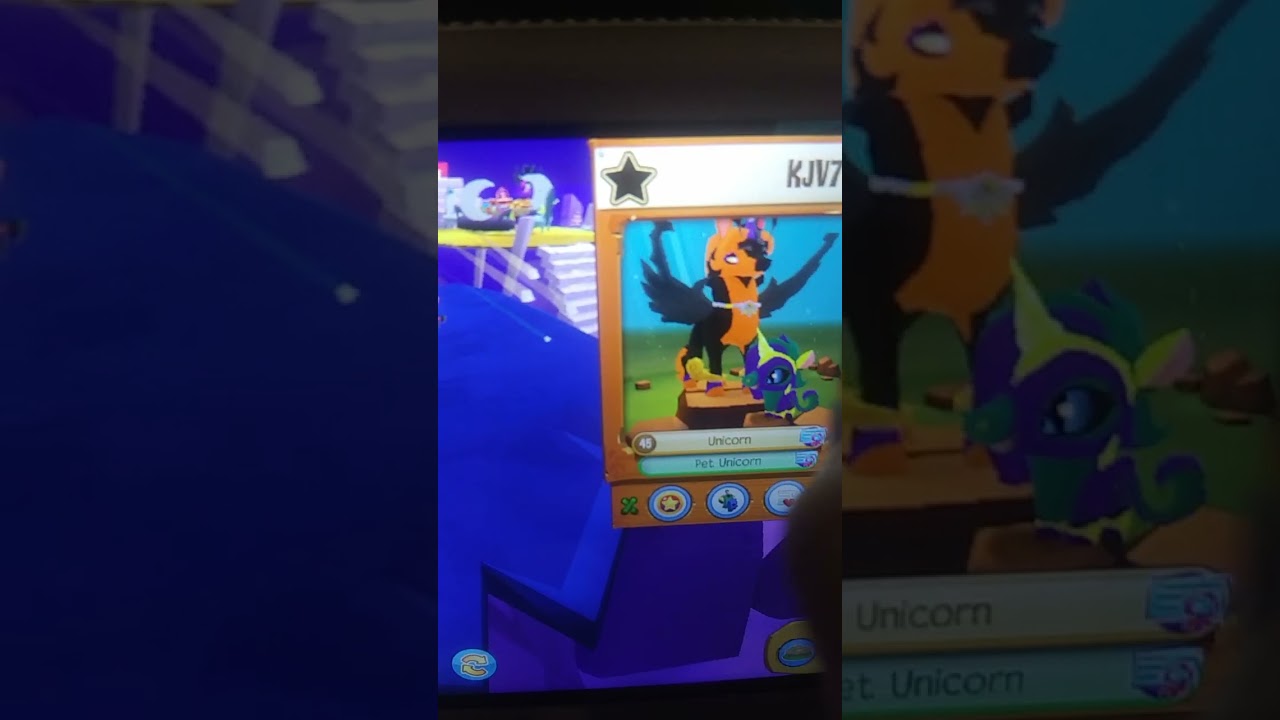 Getting a epic extra large unicorn on animal jam.