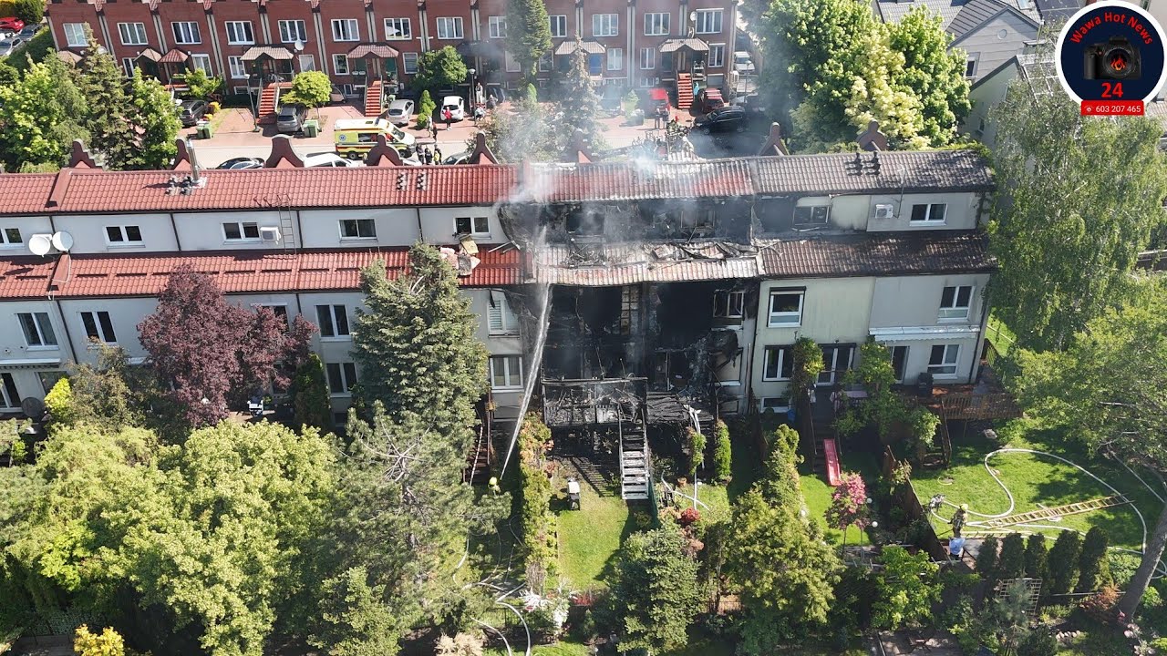 🟤 POŻAR  DOMU W JÓZEFOSŁAWIU DWÓCH STRAŻAKÓW RANNYCH 🟤