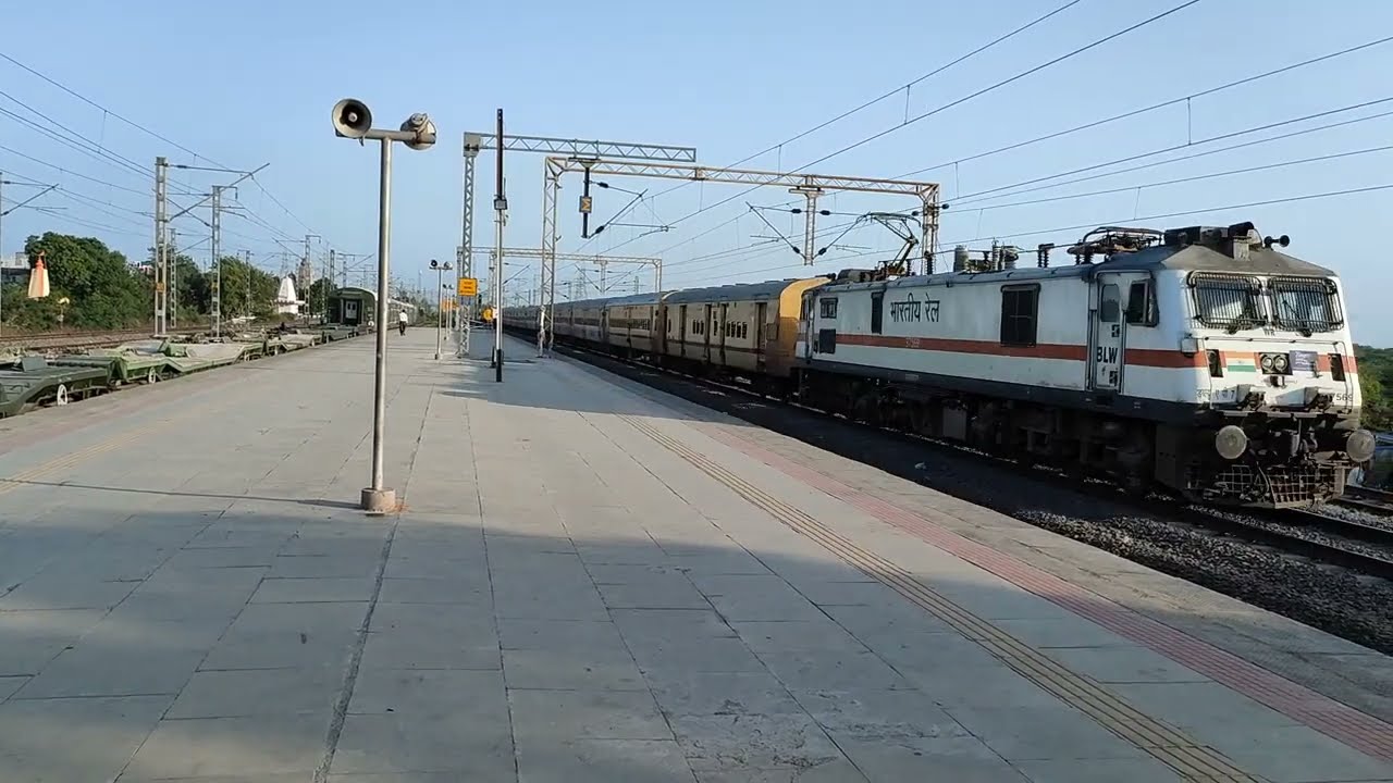 Smoothly Show : Vadodara WAP7i with Dahanuroad - Vadodara Express