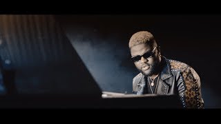 Watch Skales Feposi video