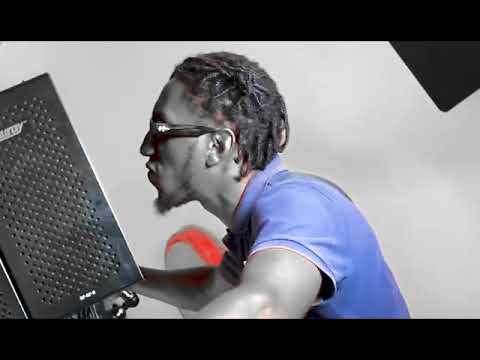 Sleven- Squeeze(Official Visualizer)