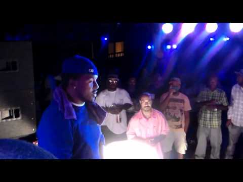 Deal Da Monsta vs Young El