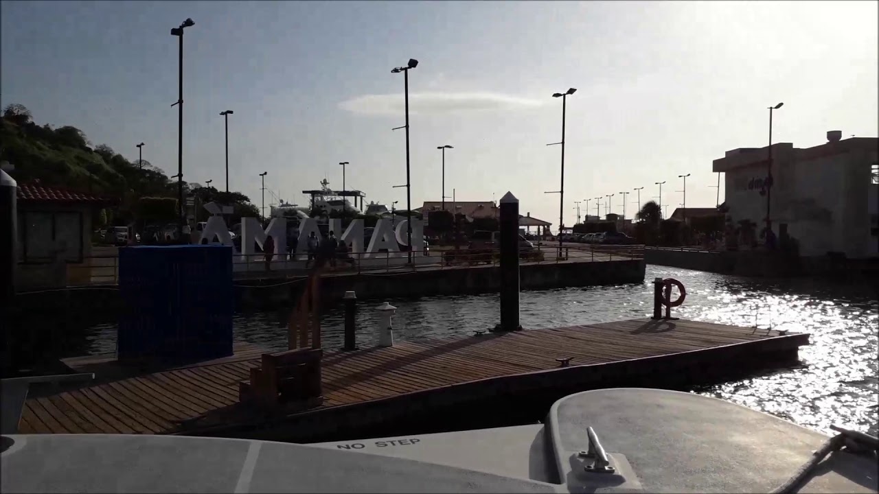 Causeway Marina Docking Panama Certified National Guided Tours of Panama