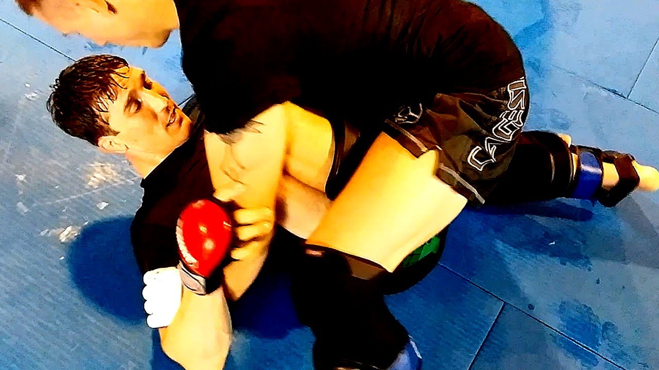 Flow Sparring With Elbows for Pro fight YouTube