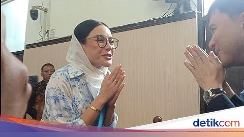 Nikita Mirzani Berbagi Kebaikan di Rutan Pondok Bambu: Rutinitas Jumat Berkah & Aktivitas Produktif