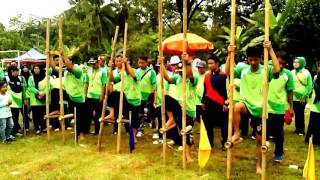Traditional Racing Egrang Race 2 Pgri&Hgn Sukadana 2016