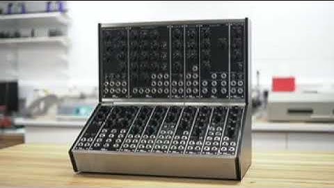 M²Synth - A Modern Take on the Retro Analog Modular Synth