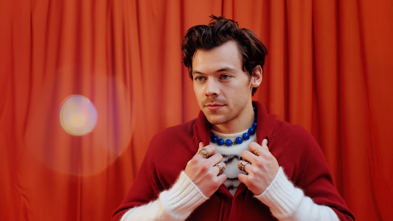 Harry Styles - Kiss in Transit (Music Video)