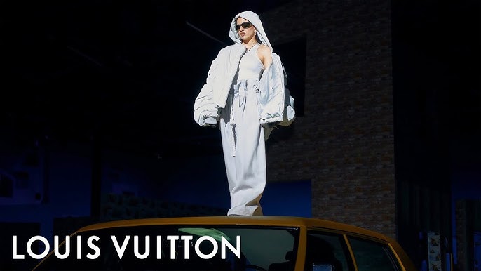 Rihanna for LOUIS VUITTON MEN Spring Summer 24 : r/popculturechat