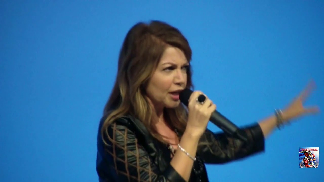 CRISTINA D'AVENA CUSPLAY PISA LIGHT 2016