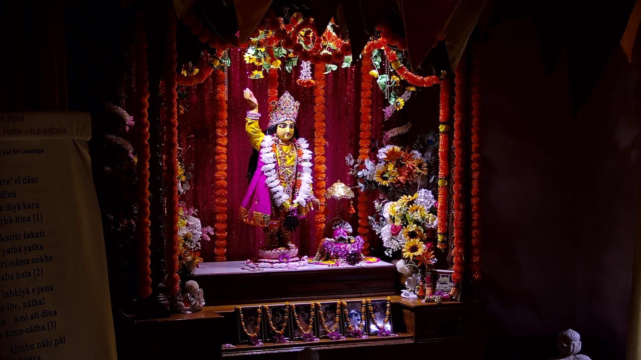 🎶 FRIDAY NIGHT KARTIK KIRTAN 🩷With our special Vaishnava guests: Devahuti Didi & Hari Gopal Prabhu